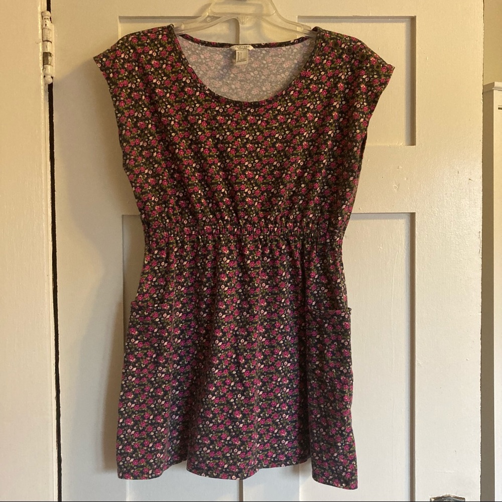 Forever 21 Floral Black and Pink Dress